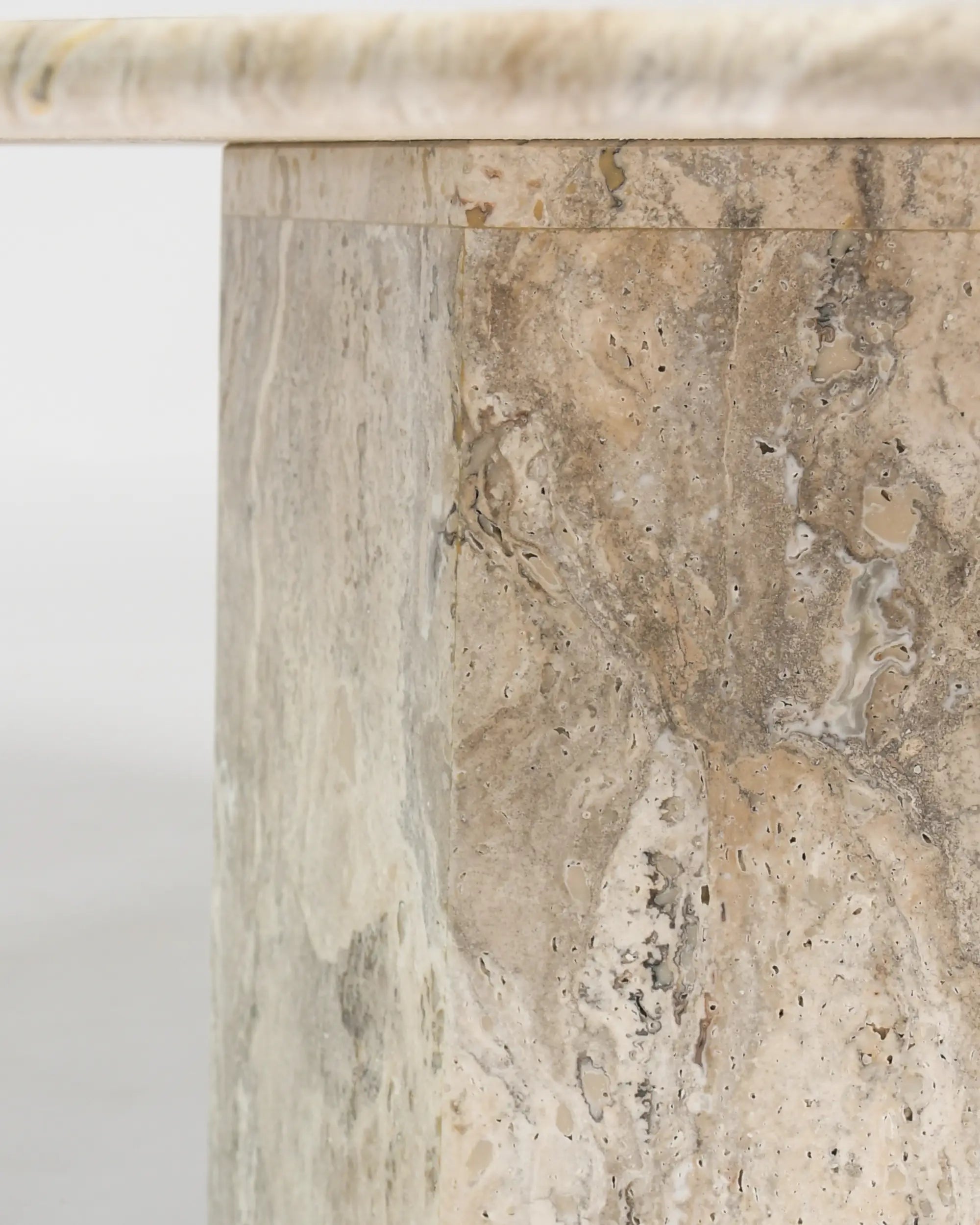 Hex Round Coffee Table In Cream Travertine