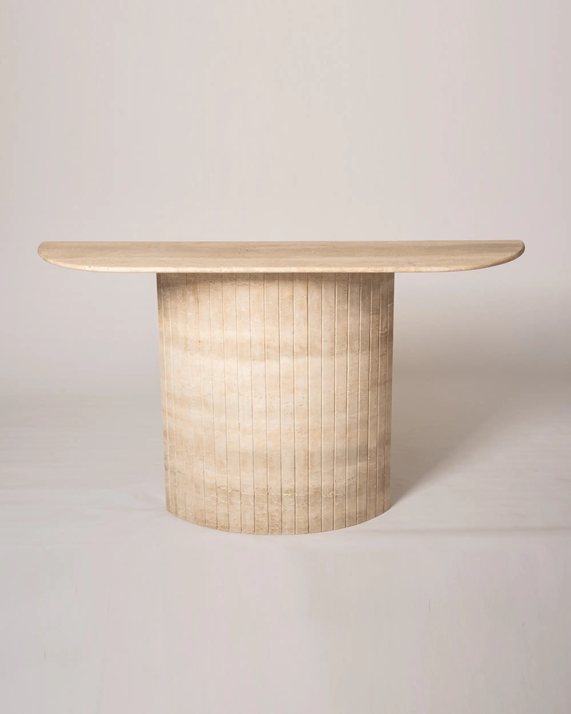 Reed Console In Beige Travertine