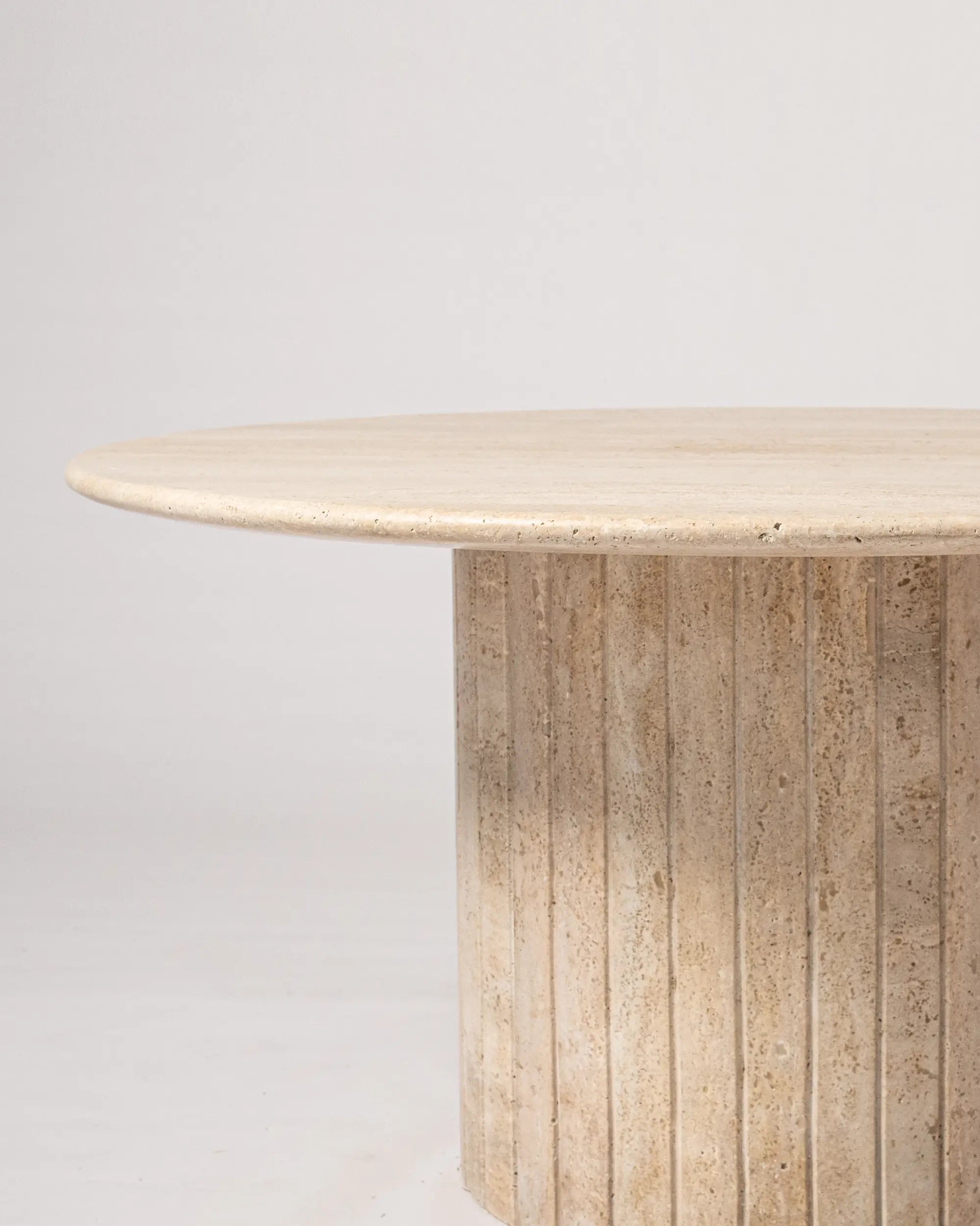 Round Reed Coffee Table In Beige Travertine