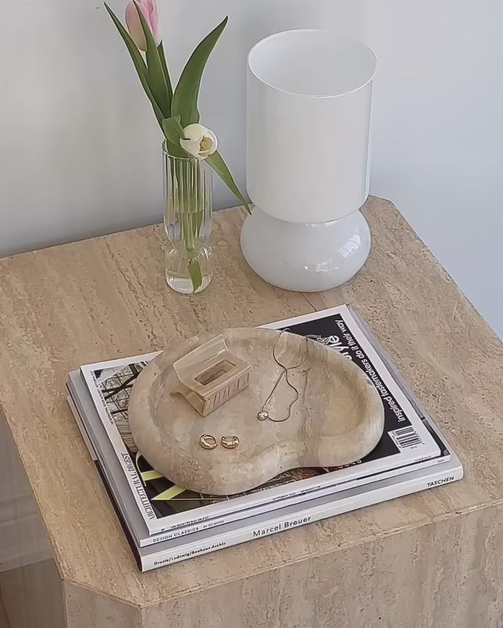 Pebble Tray
